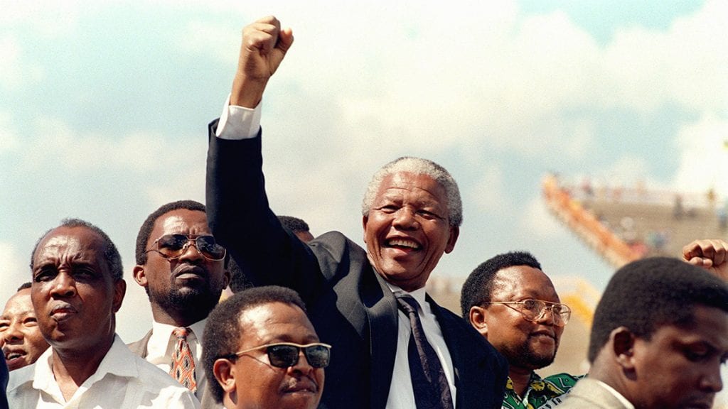 Victoire de Nelson Mandela, l'homme qui mis fin à l'Apartheid pour la sécurité à Cape Town et en Afrique du Sud