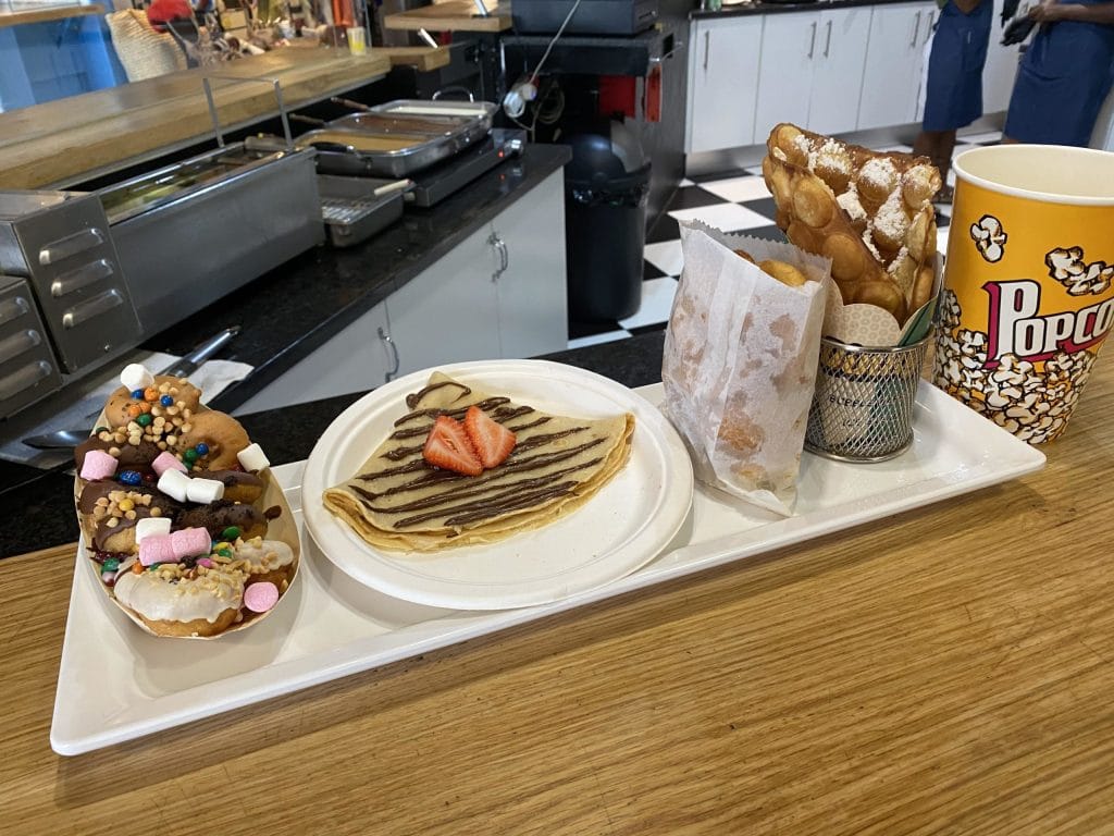 Donuts et crêpes au Mojo Market